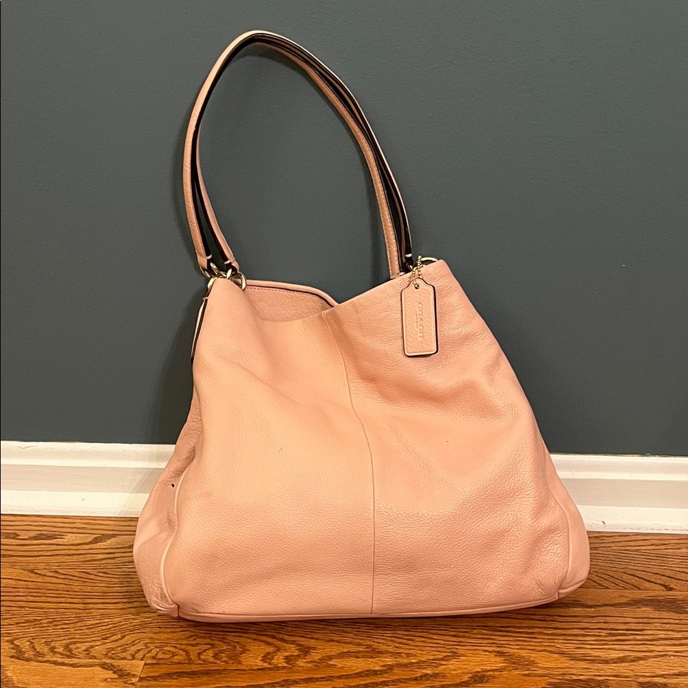 Coach shoulder bag F35723 Pink Leather